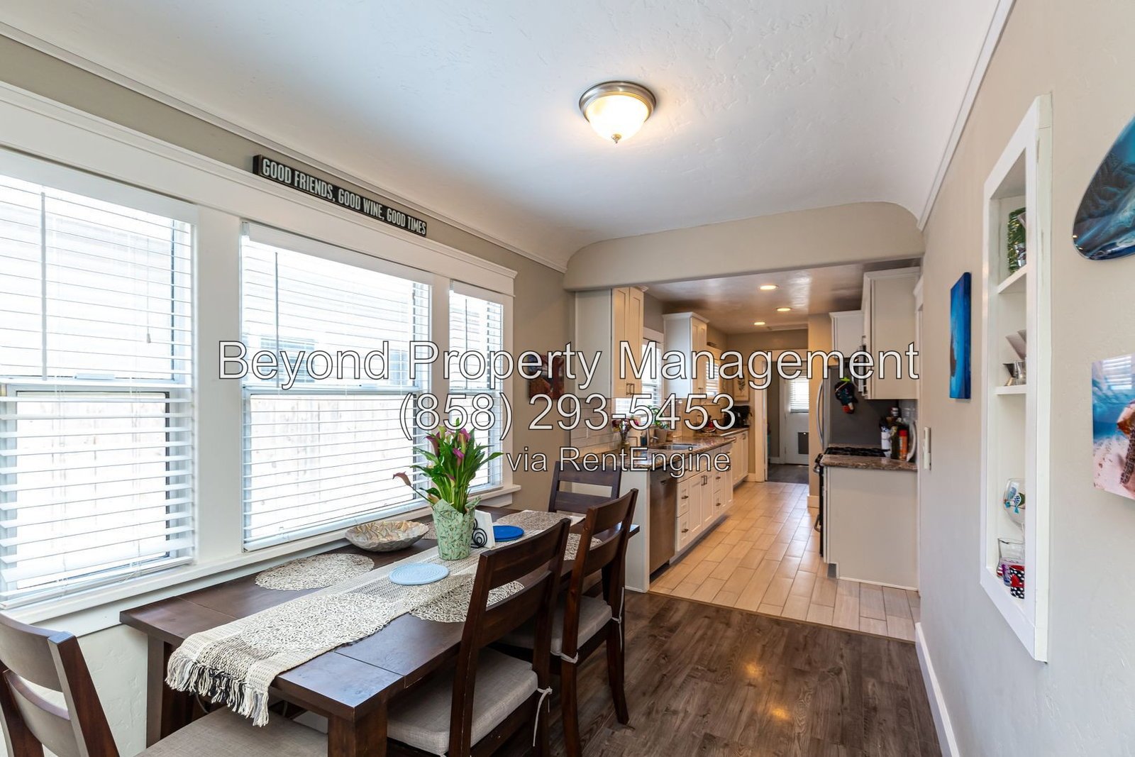 CHARMING & UPGRADED !!!NORMAL HEIGHTS 2 BED 1 BATH CHALET!!! PET FRIENDLY! property image