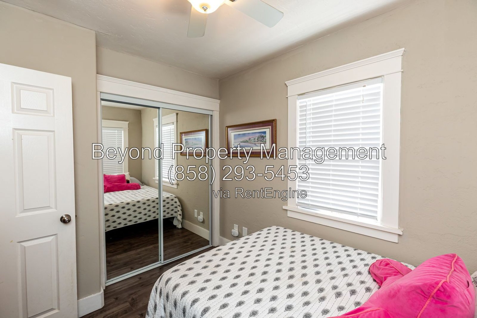 CHARMING & UPGRADED !!!NORMAL HEIGHTS 2 BED 1 BATH CHALET!!! PET FRIENDLY! property image
