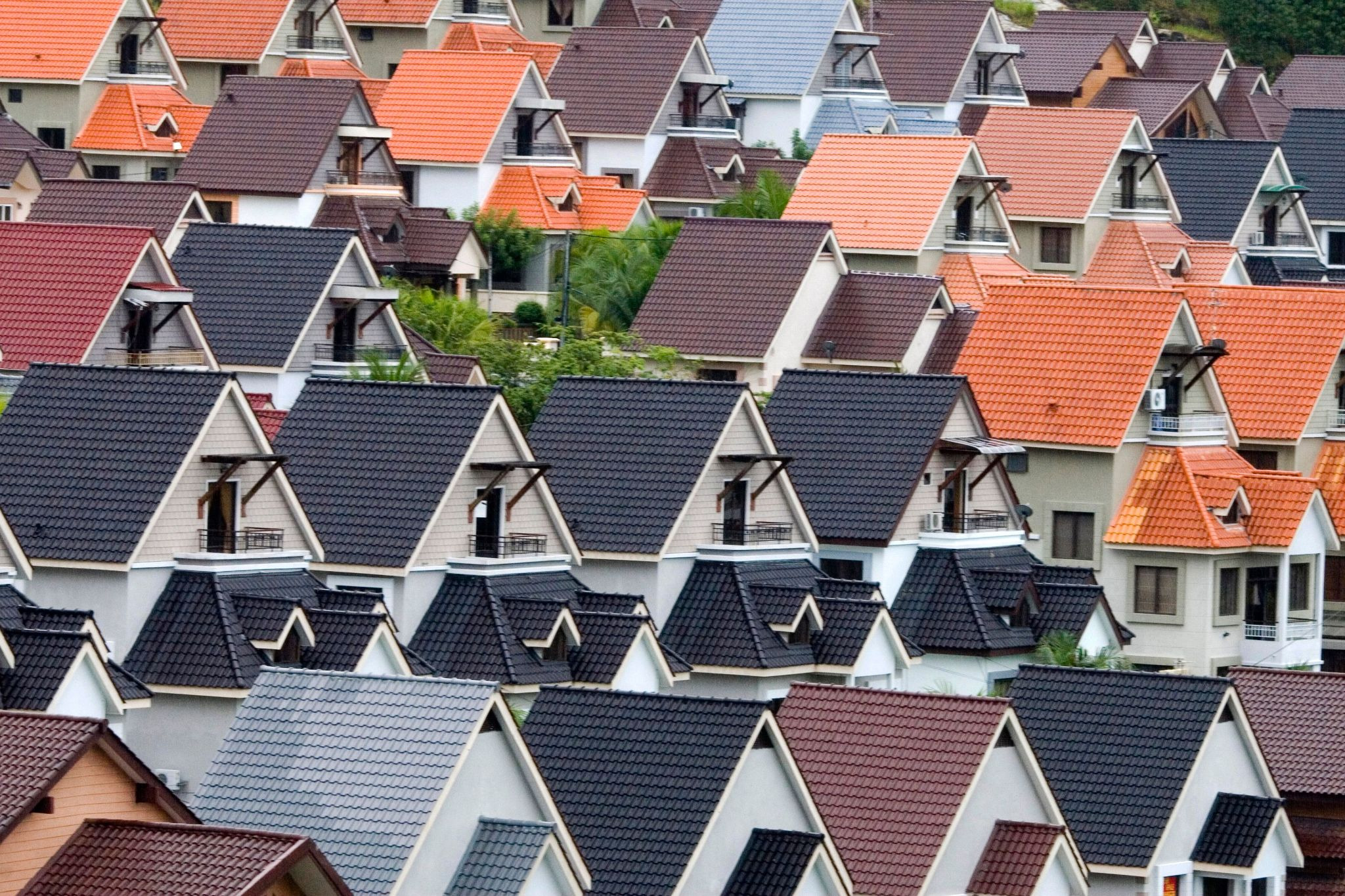 Rows of high-gabled houses
